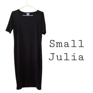 🦄 Small Solid Black Lularoe Julia